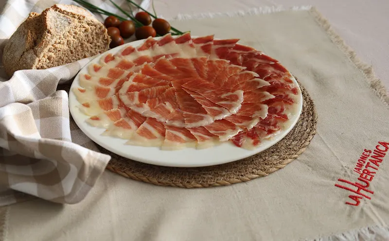 Jamones La Huertanica - Almacén de jamón serrano en Alguazas - foto 2
