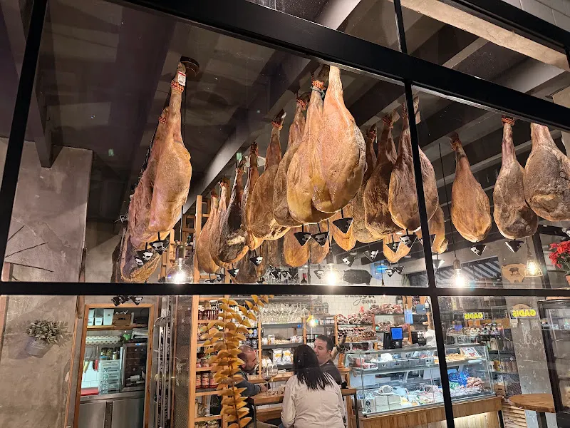 Xamonerías Bellota - Jamonería en Coruna (A) - foto 2