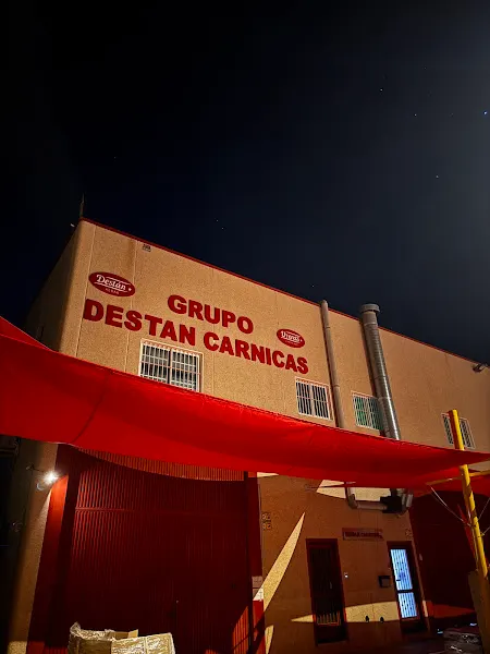 Destán Cárnicas s.l. - Carnicería en Pol. Ind. - foto 2