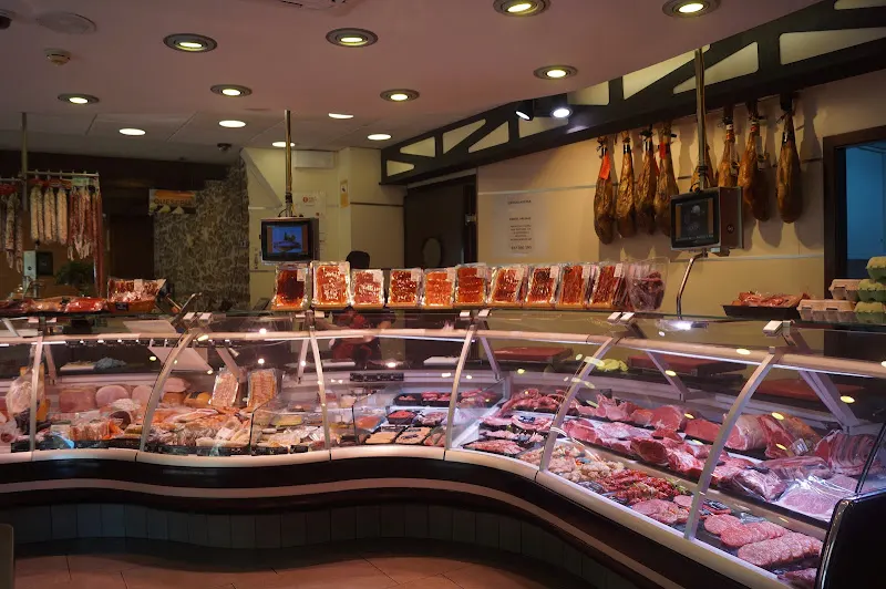 Carnissería Xarcutería Daniel Salinas Cambrils - Delicatessen de carnicería en Cambrils - foto 3