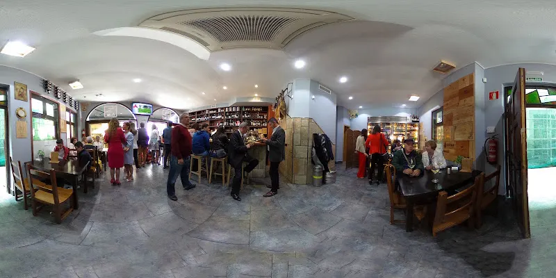Bar Jamón y Vino - Castro-Urdiales