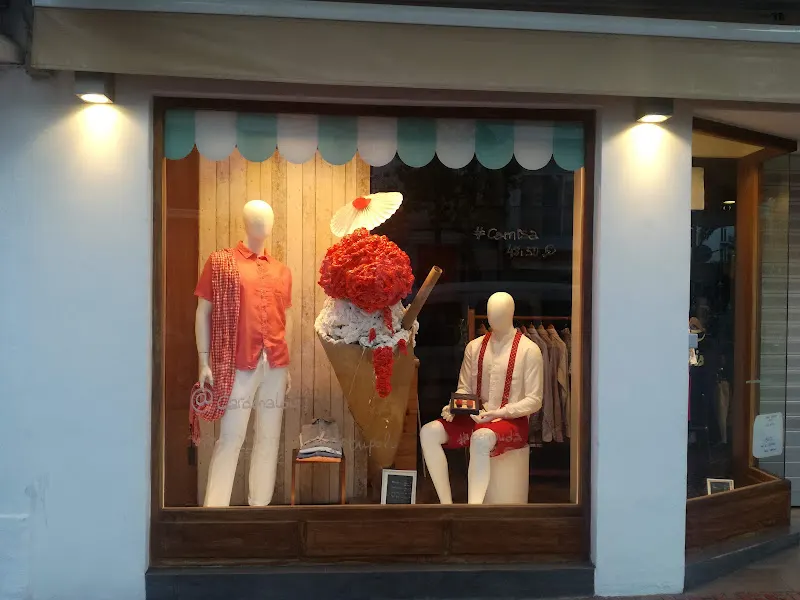 Cardona Lois Ibiza en Santa Eulalia del Río
