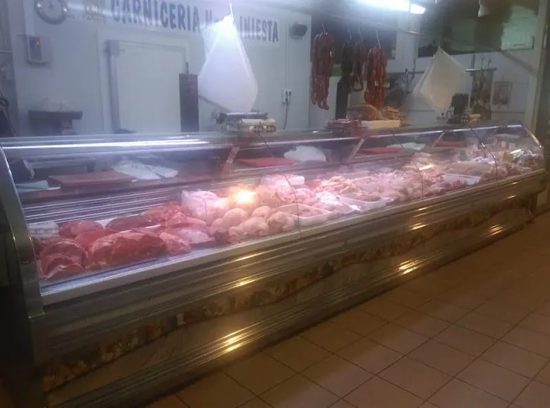Carnicería, Pollería y Ternera Hnos. Iniesta - Carnicería en Hellín - foto 2