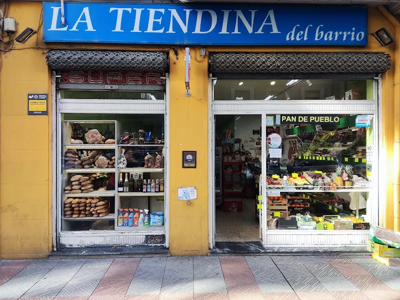 La Tiendina Del Barrio - Tienda de delicatessen en León - foto 2