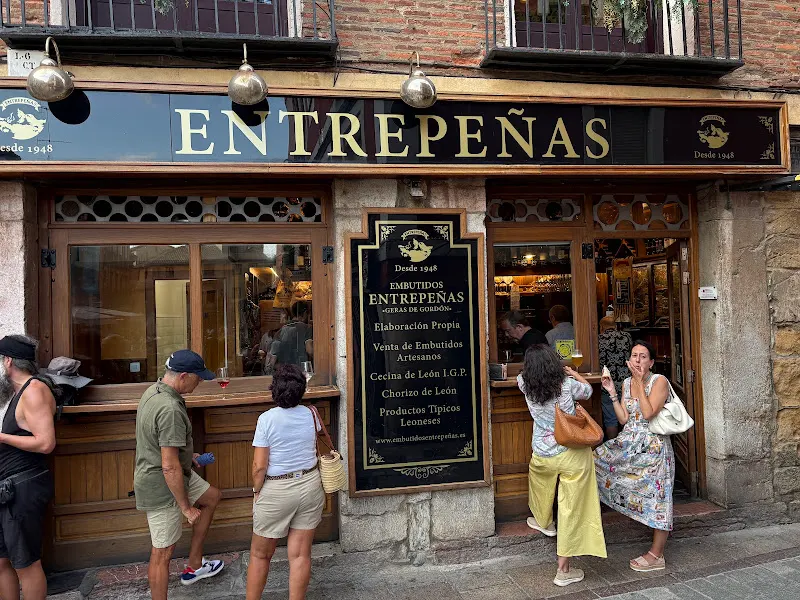 Bar Entrepeñas Plaza San Martín - León