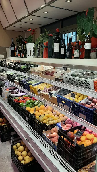 Carnicería y Frutería La Carretera de Pego - Carnicería en Oliva - foto 2