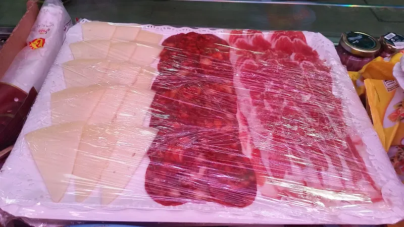 CHARCUTERIA LA SUIZA