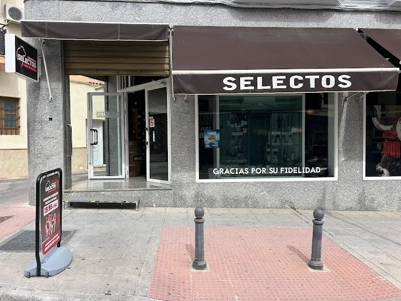 Selectos Carnicerias - Carnicería en Baza - foto 2