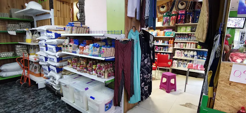 Frutería carnicería productos latinos tienda bazar Sidi Ali - Llíria