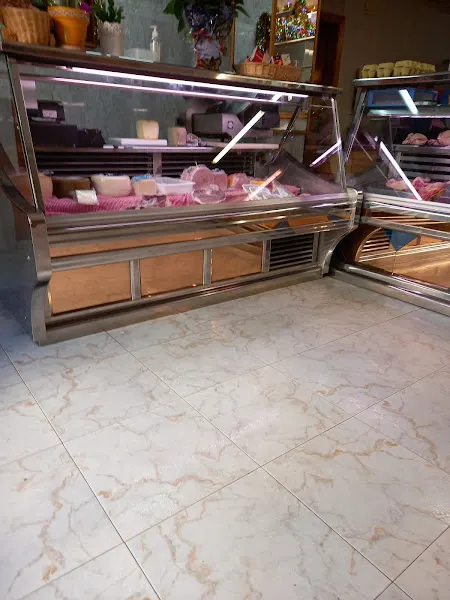 CARNICERÍA-CHARCUTERÍA Isabel.