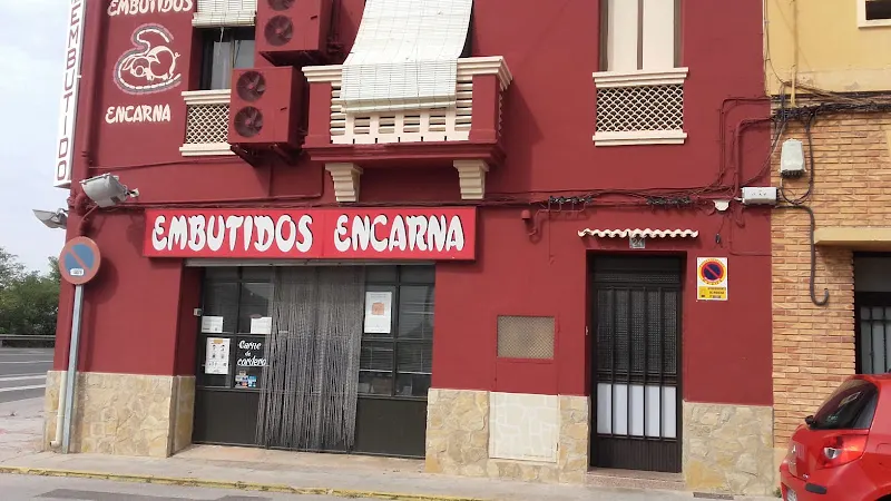 EMBUTIDOS ENCARNA. Estamos abiertos en la Calle Peso, 10 - Carnicería en Requena - foto 2