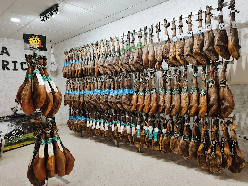 Jamoneria Riqueza iberica - Moguer
