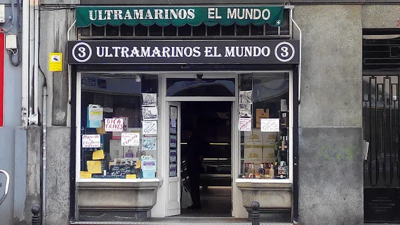 Ultramarinos El Mundo - Tienda de alimentación en Coruna (A) - foto 2