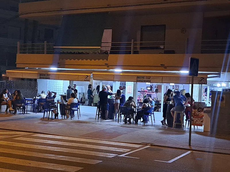 Gastrobar Origens - Tienda de fiambres en Tavernes de la Valldigna - foto 2