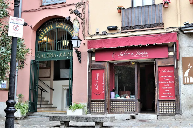 Sabor a Jamón - Tienda de jamones en San Lorenzo de El Escorial - foto 2