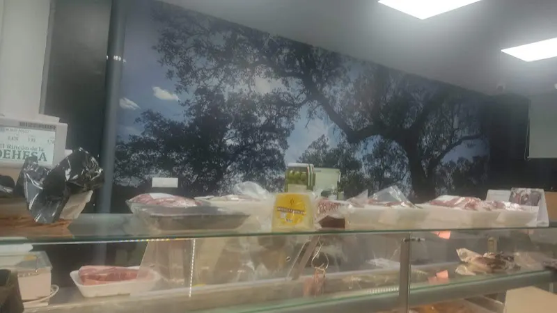 El Rincón de la Dehesa - Carnicería en Pozoblanco - foto 2