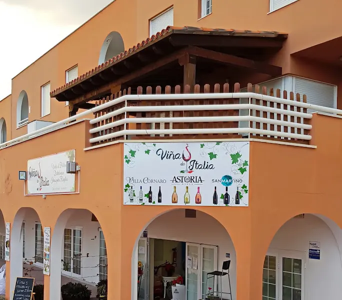 Minimarket italiano Viña de Italia - Tienda de alimentación en Arona - foto 2