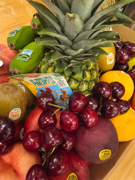 Frutería Os Cereixos Charcutería en Poio - foto 2