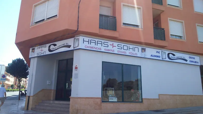 Haas + Sohn - Tienda de chimeneas en Teulada - foto 2