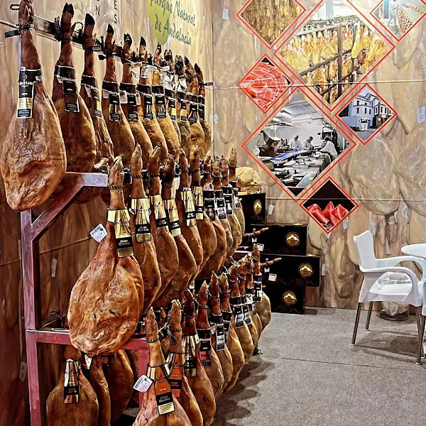 Jamones Molina s.L - Tienda de alimentación en Puerto Lumbreras - foto 2