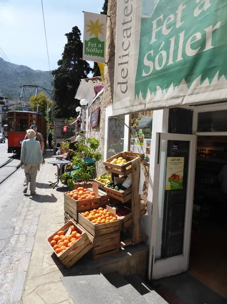 Fet a Sóller - Tienda Sóller - Tienda de delicatessen en Sóller - foto 2