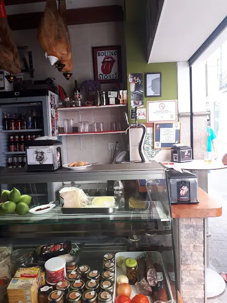La Jamonería Álora - Alora