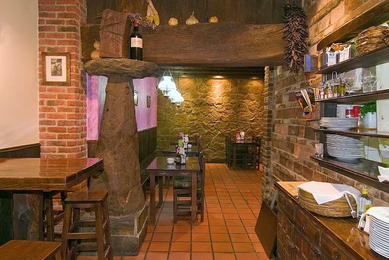 Restaurante Filanguiru - Restaurante asturiano en Lena - foto 2