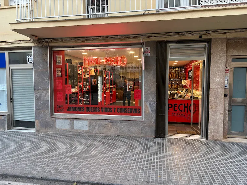 Charcutería David Pecho - Tienda de vinos en Cádiz - foto 2