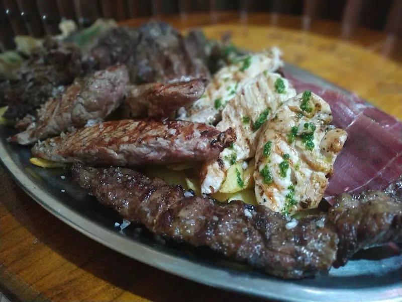 MESÓN EL BODEGÓN ,CARNES BRASA,PESCADOS Y COMIDA CASERA. ABIERTO SABADOS Y DOMINGOS ABRIMOS DESDE LAS 13:00 AL CIERRE. - Estepa