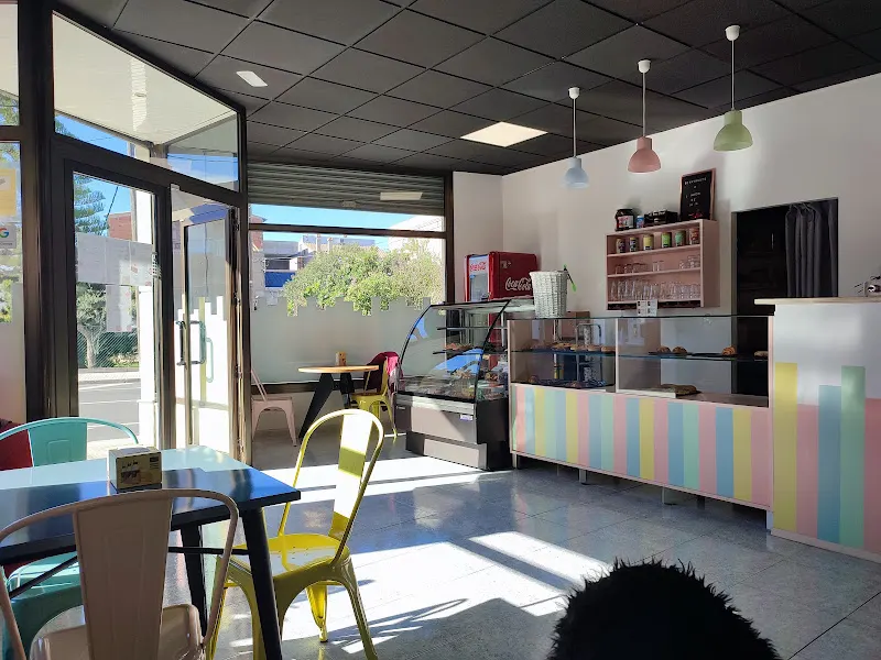 Cafeteria DELICATESSEN - Cafetería en Deltebre - foto 2