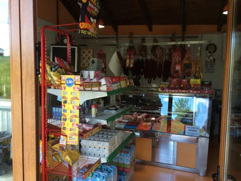 Carnicería Escamplero - Carnicería en Regueras (Las) - foto 2