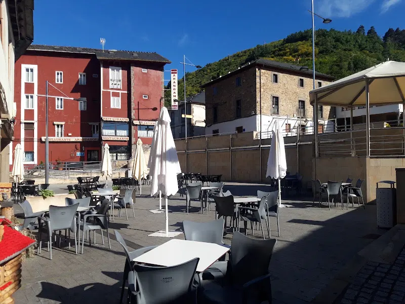 Bar La Campanona - Cafetería en Villablino - foto 2
