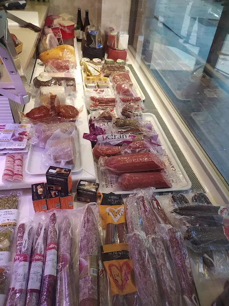 Carnisseria PERPIÑÀ - Carnicería en Calonge - foto 2