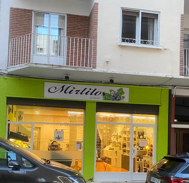 Frutería delicatessen Mirtilos - Frutería en Sabiñánigo - foto 2