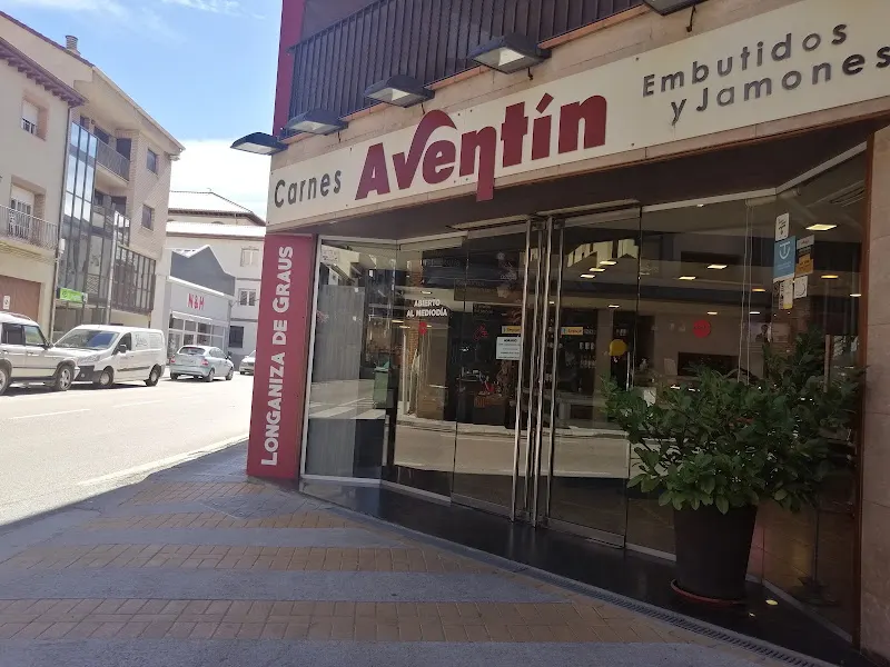 Embutidos Aventín. Longaniza de Graus. - Carnicería en Graus - foto 2