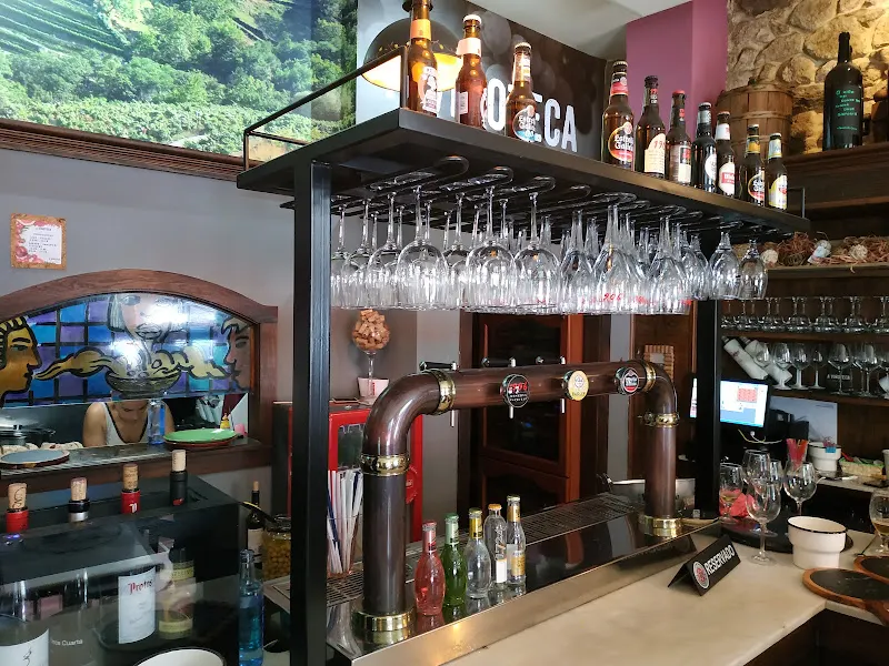 A VIÑOTECA