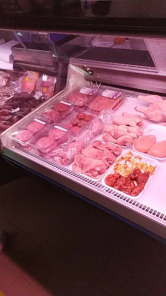 JAMONEL CARNICAS SL - Carnicería en Cortijos (Los) - foto 2