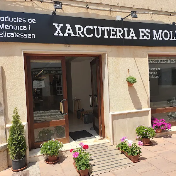 Xarcuteria es Molí - Supermercado en Sant Lluís - foto 2