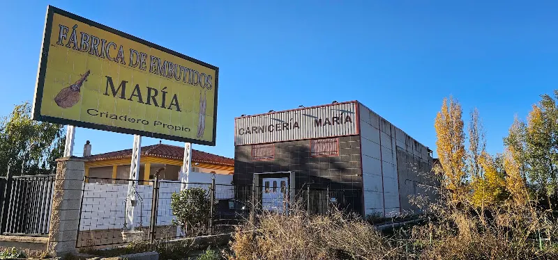 Fábrica De Embutidos María - Carnicería en Durcal - foto 2