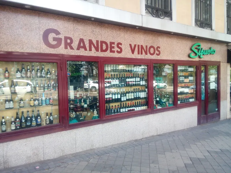 Bodegas Siguero - Tienda de bebidas alcohólicas en Madrid - foto 2