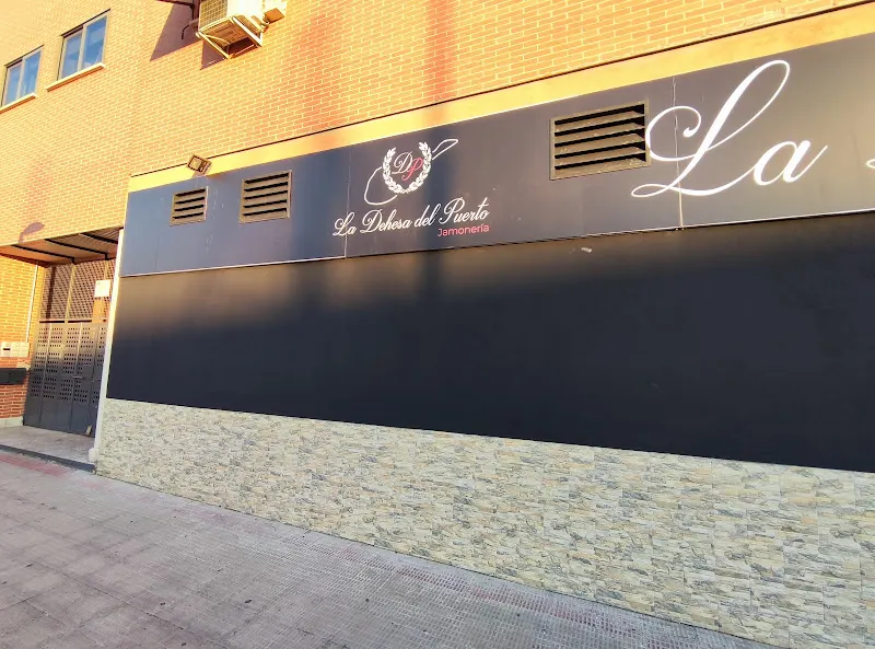La Dehesa del Puerto Jamonería - Coslada