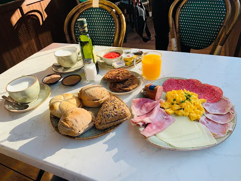 Fass Bakery & Café Montecarmelo