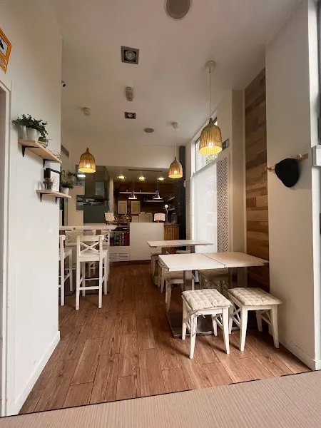 azcuénaga. - Cafetería en Alcobendas - foto 2