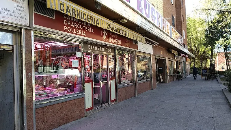 CARNICERIA Y POLLERIA HAROLD - Carnicería en Madrid - foto 2