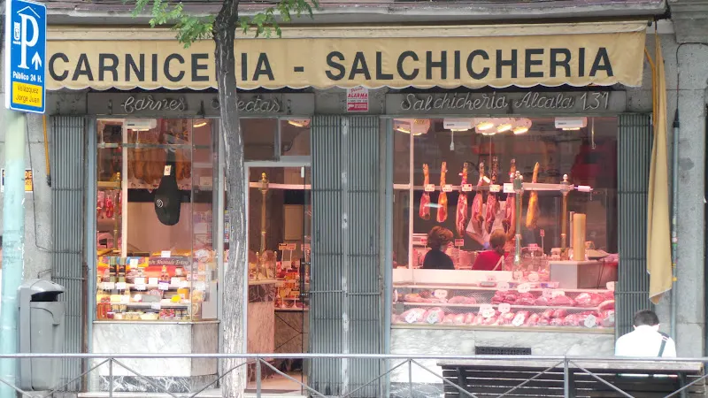 Cárnicas Santiago S.L. - Carnicería en Madrid - foto 2