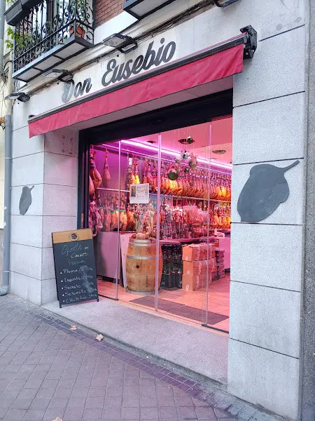 Manuel Jiménez Estévez - Carnicería en Madrid - foto 2