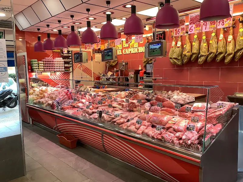 Mercadito El Capricho - Carnicería en Madrid - foto 3
