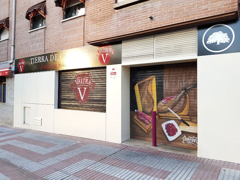 Valtra Tierra de campos (Embutidos selectos) - Tienda de delicatessen en Madrid - foto 2