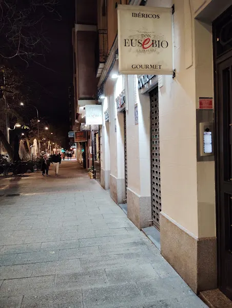Charcutería Eusebio - Tienda de fiambres en Madrid - foto 3