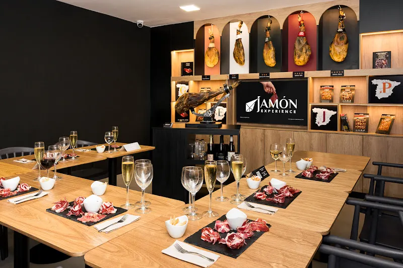 Jamón Experience Sagrada Familia - Restaurante en Barcelona - foto 2